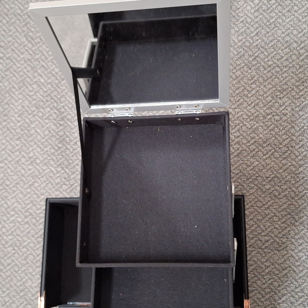 Rose Gold and Black Makeup Case - Picture 5 of 9